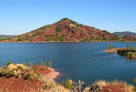 Autour du lac du Salagou